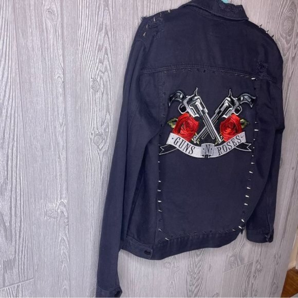 Guns and roses black denim jean jacket men’s size m upcycled distressed coat - Picture 7 of 16